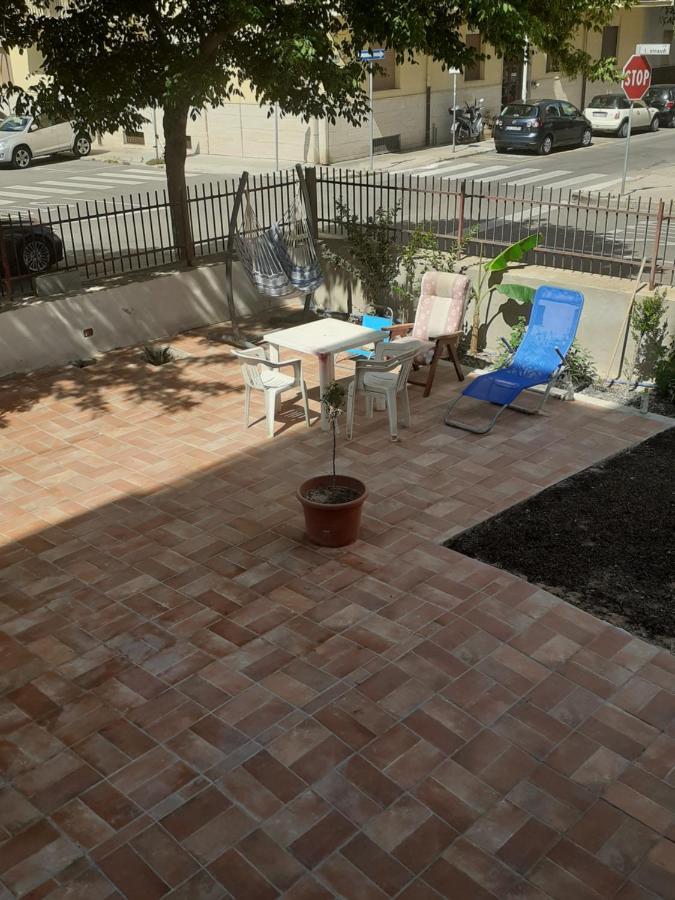 Balaguer Rooms And Garden Алгеро Екстериор снимка